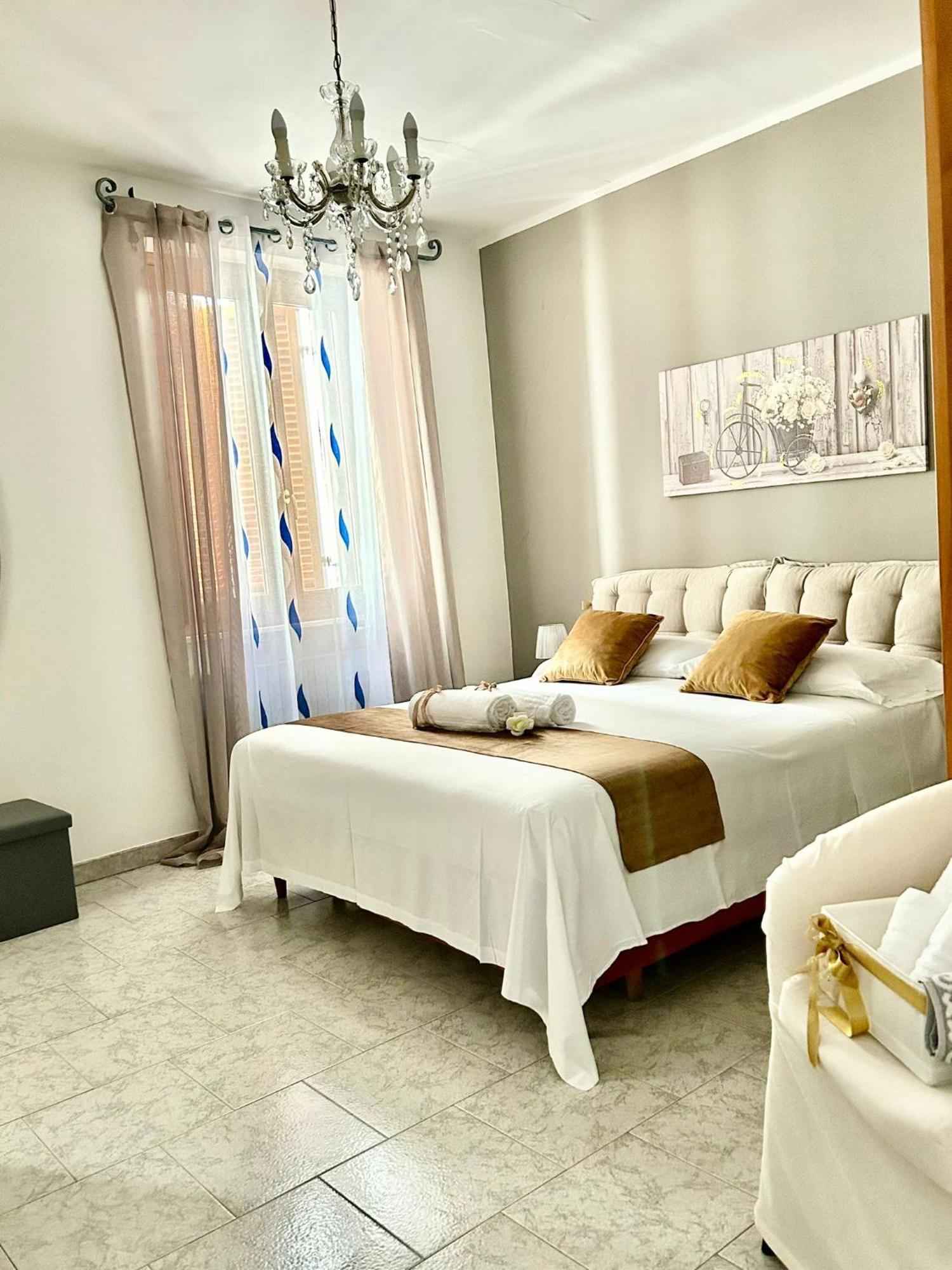 B&B La Dimora Di Tommaso Apartment - Dimora Storica Bike Friendly Ortona Kültér fotó